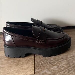 Brand new Zara Women's Burgundy Loafer
